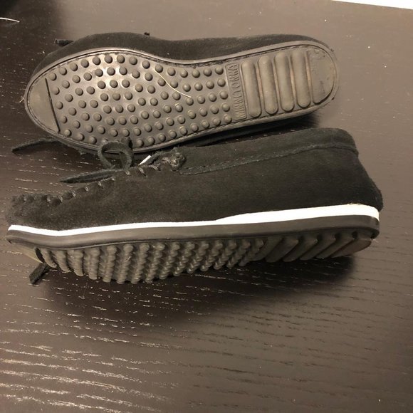 Minnetonka Leather Moccasins Size 5 - Picture 2 of 5